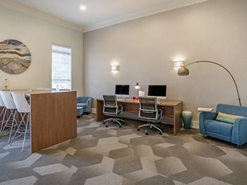 24-Hour business lounge with wi-fi access